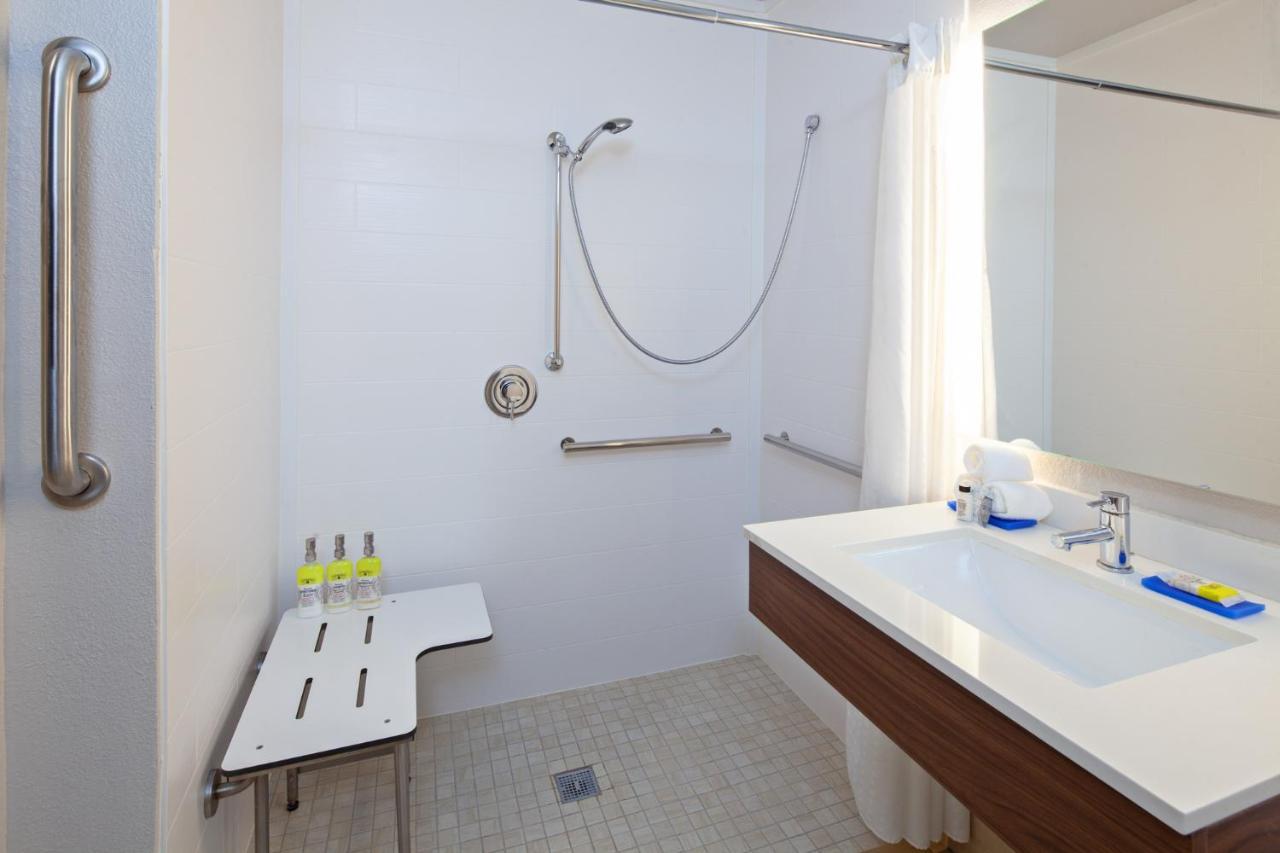 Holiday Inn Express & Suites Rancho Mirage - Palm Spgs Area By Ihg Екстериор снимка