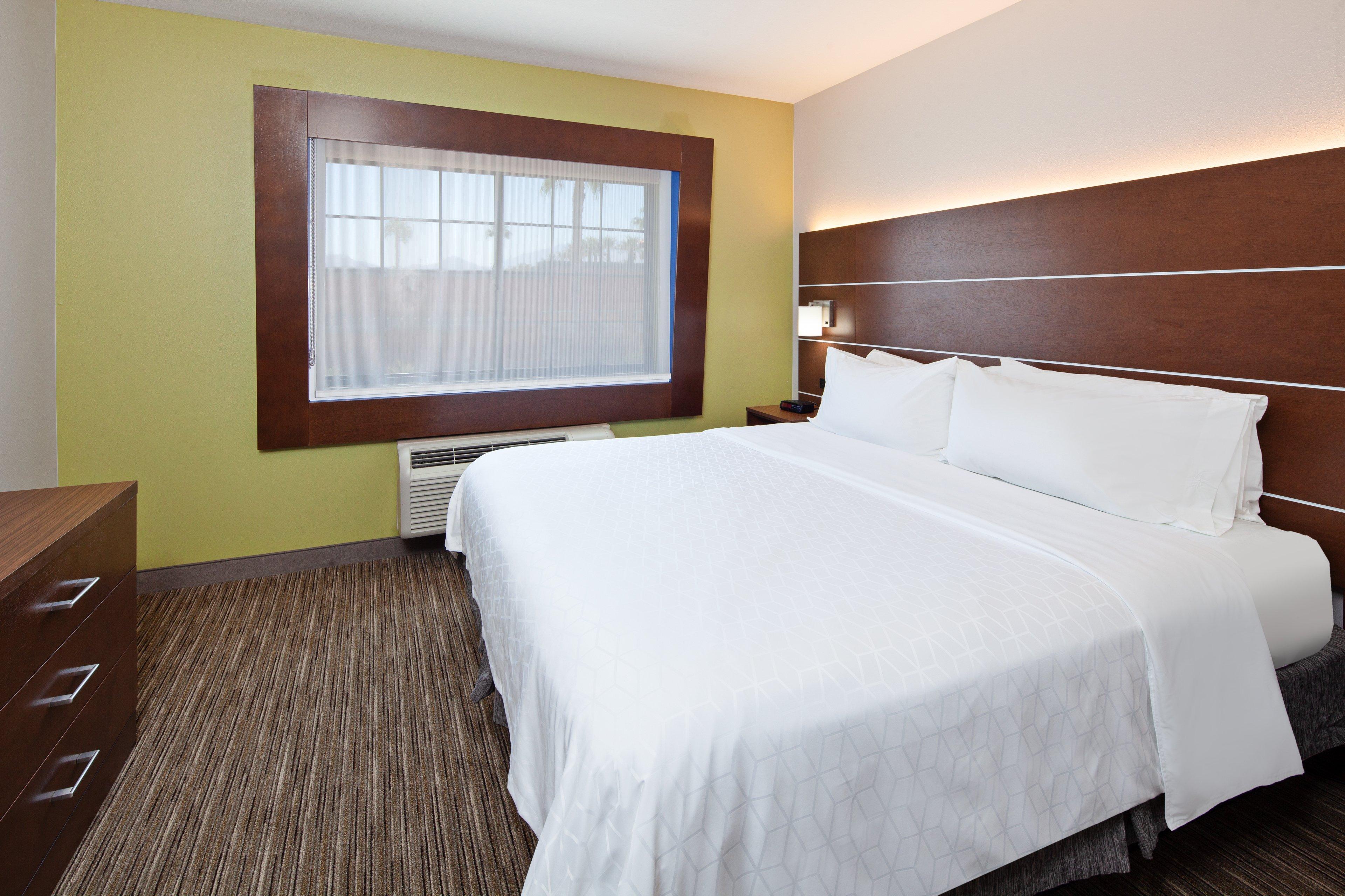 Holiday Inn Express & Suites Rancho Mirage - Palm Spgs Area By Ihg Екстериор снимка