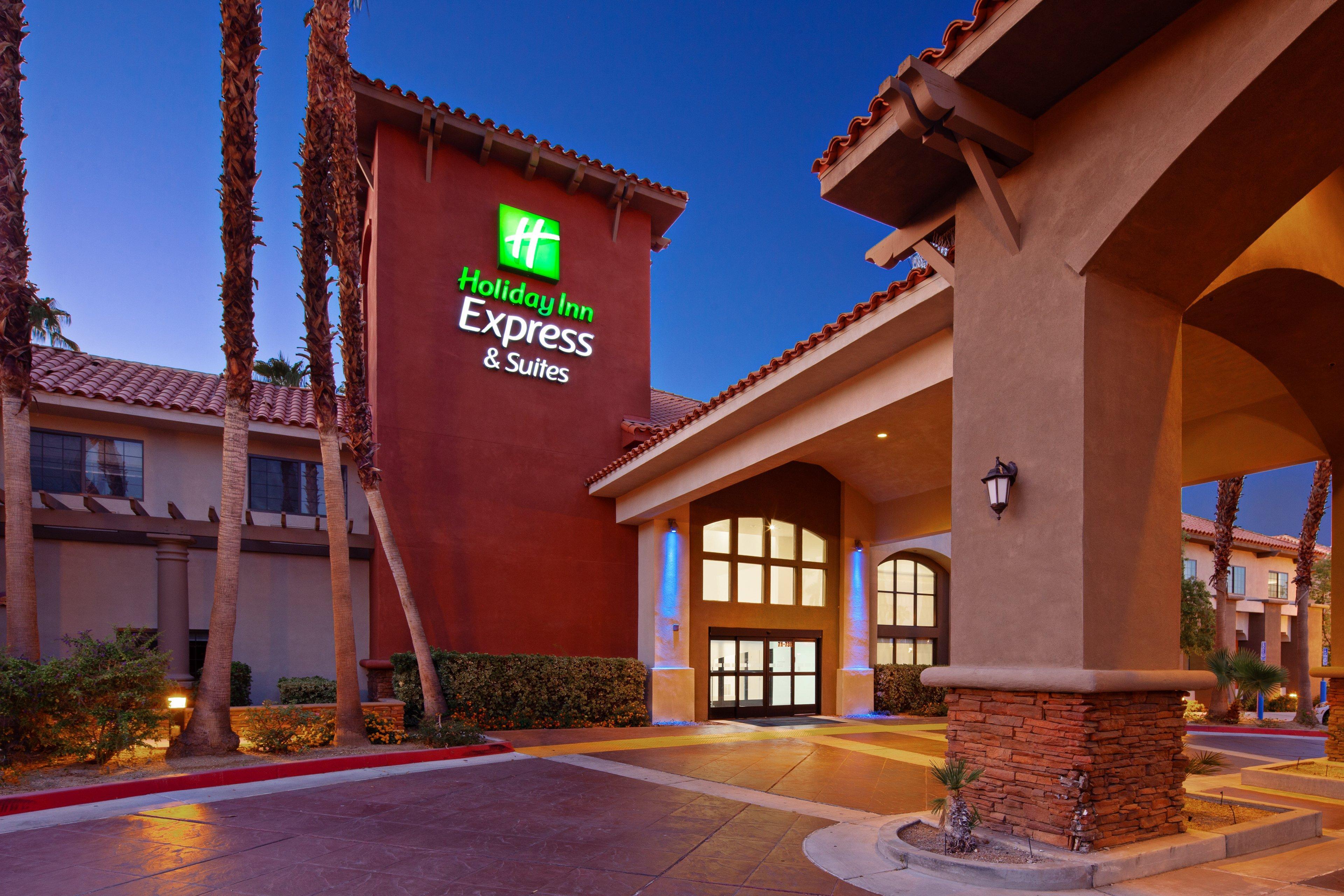Holiday Inn Express & Suites Rancho Mirage - Palm Spgs Area By Ihg Екстериор снимка