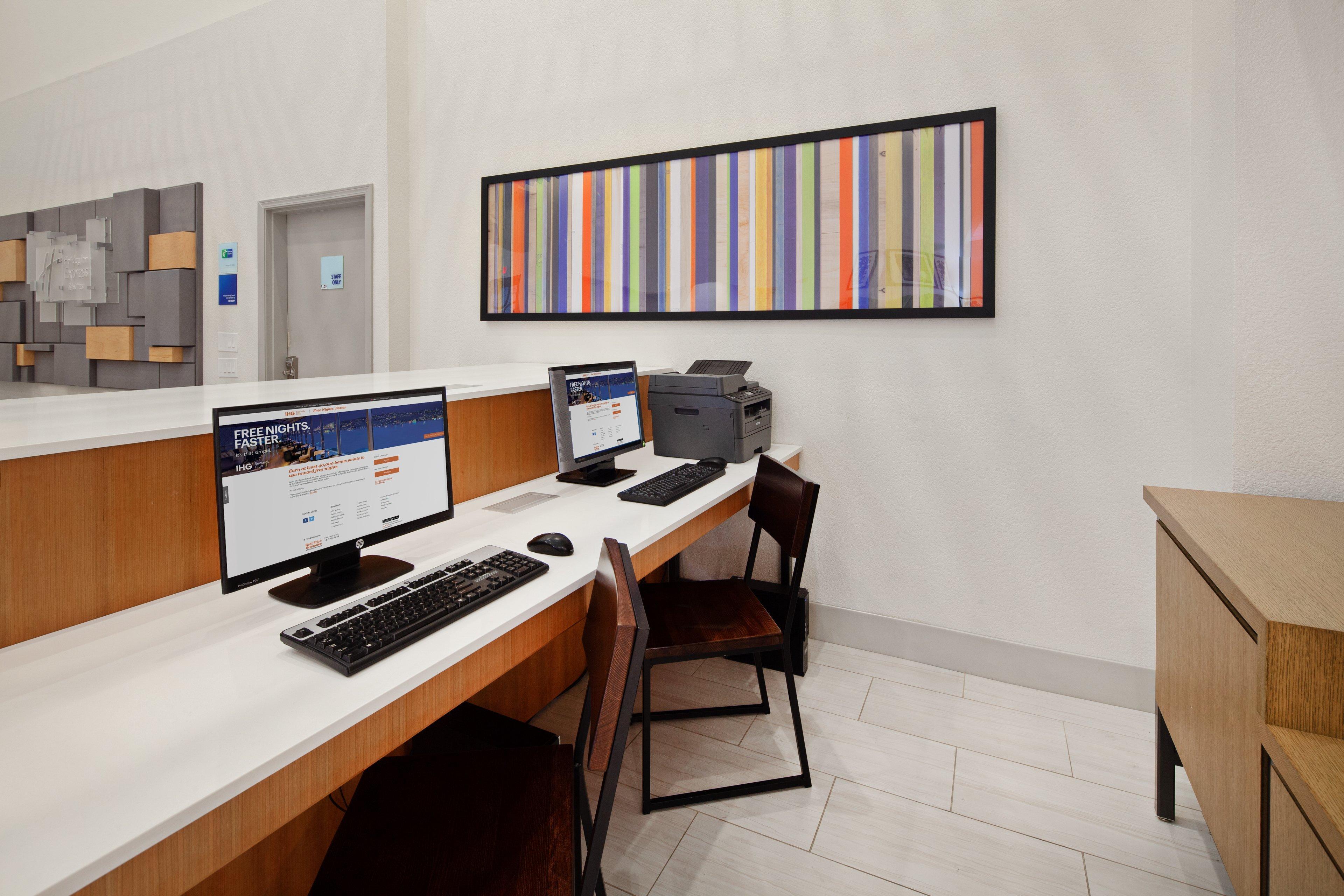 Holiday Inn Express & Suites Rancho Mirage - Palm Spgs Area By Ihg Екстериор снимка